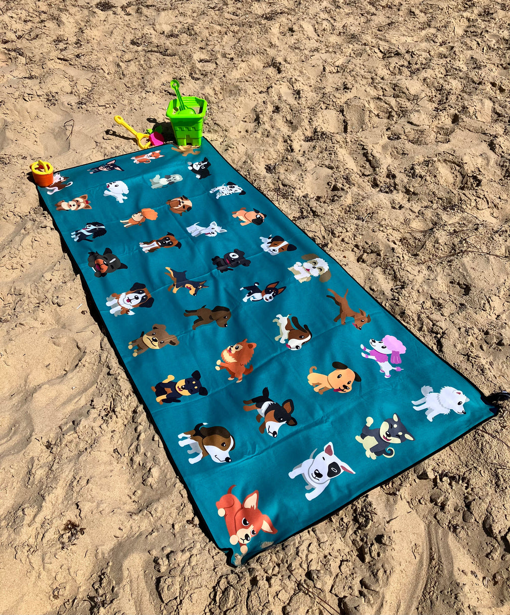 🐶 CENTRAL BARK 🐶 LIFESTYLE TOWEL