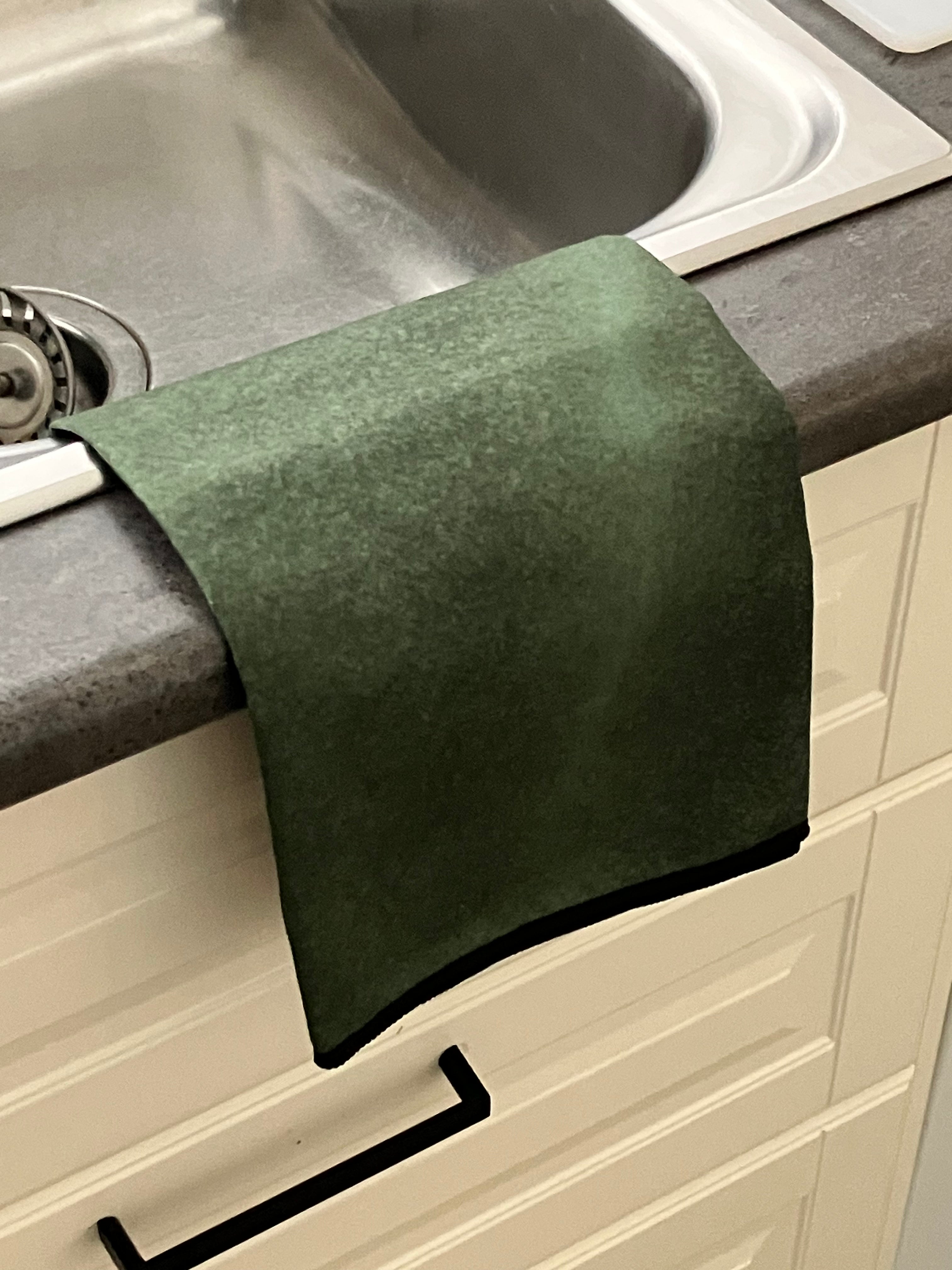 DAINTREE ANTIBACTERIAL TEA TOWEL