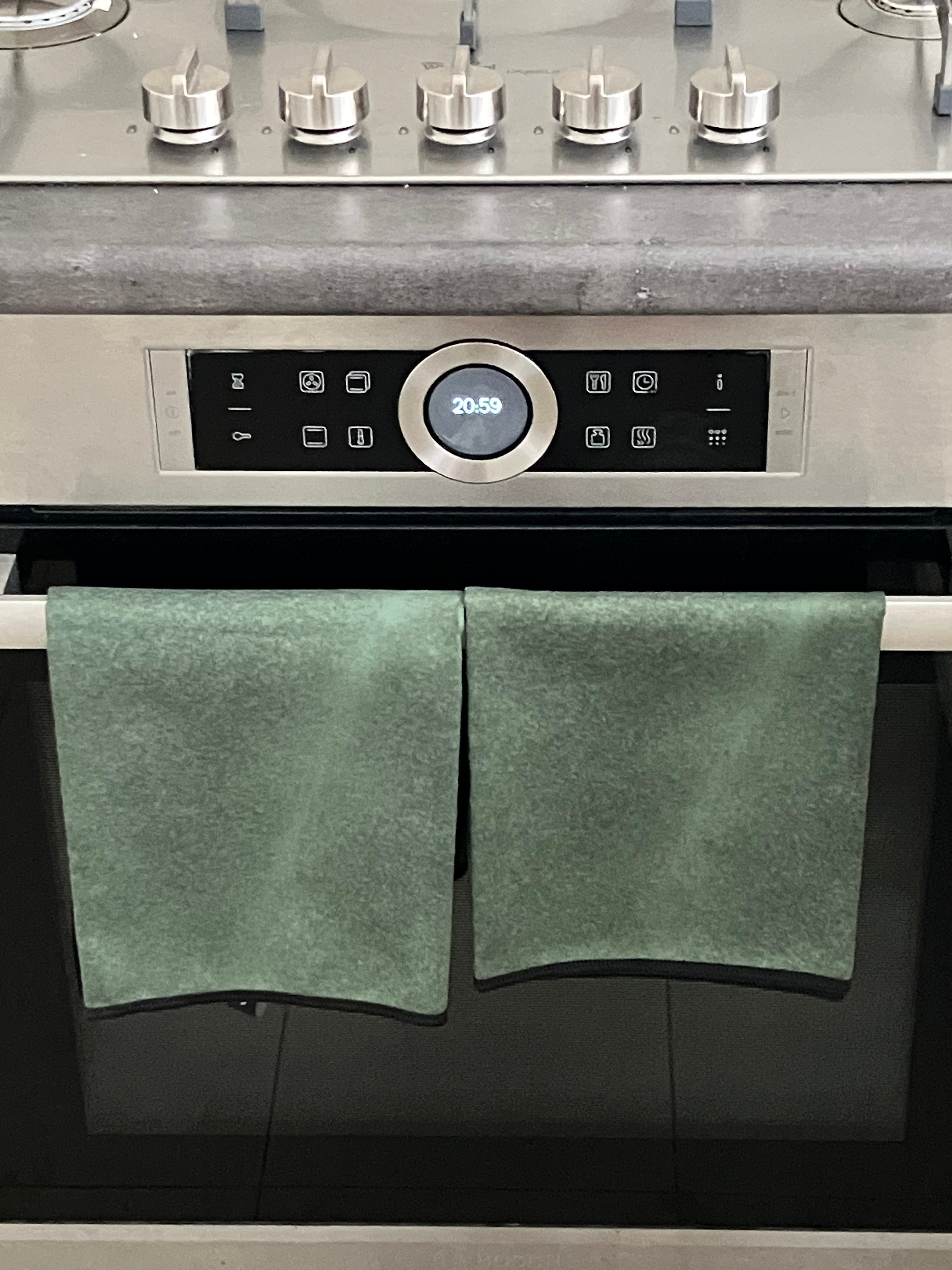 DAINTREE ANTIBACTERIAL TEA TOWEL