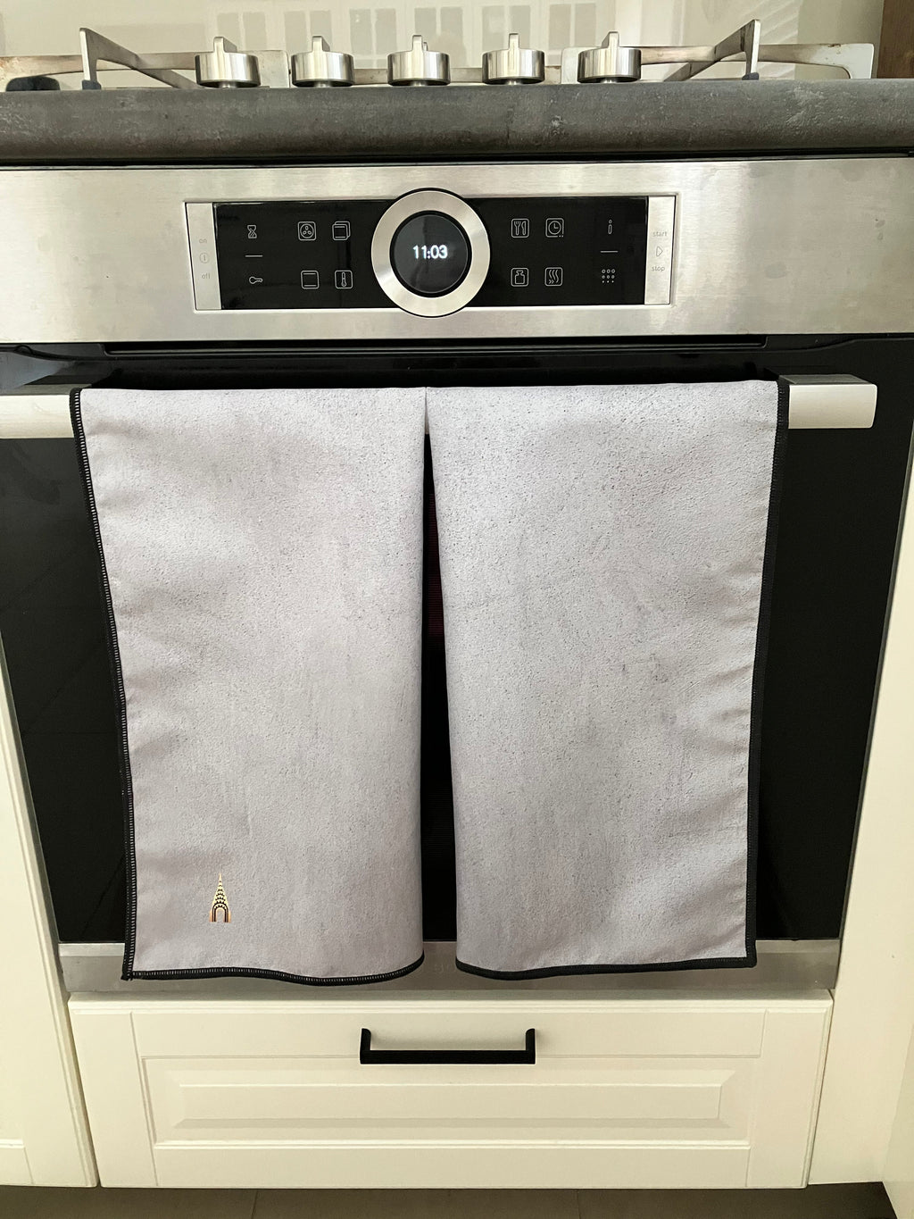 GIRRAWEEN ANTIBACTERIAL TEA TOWEL