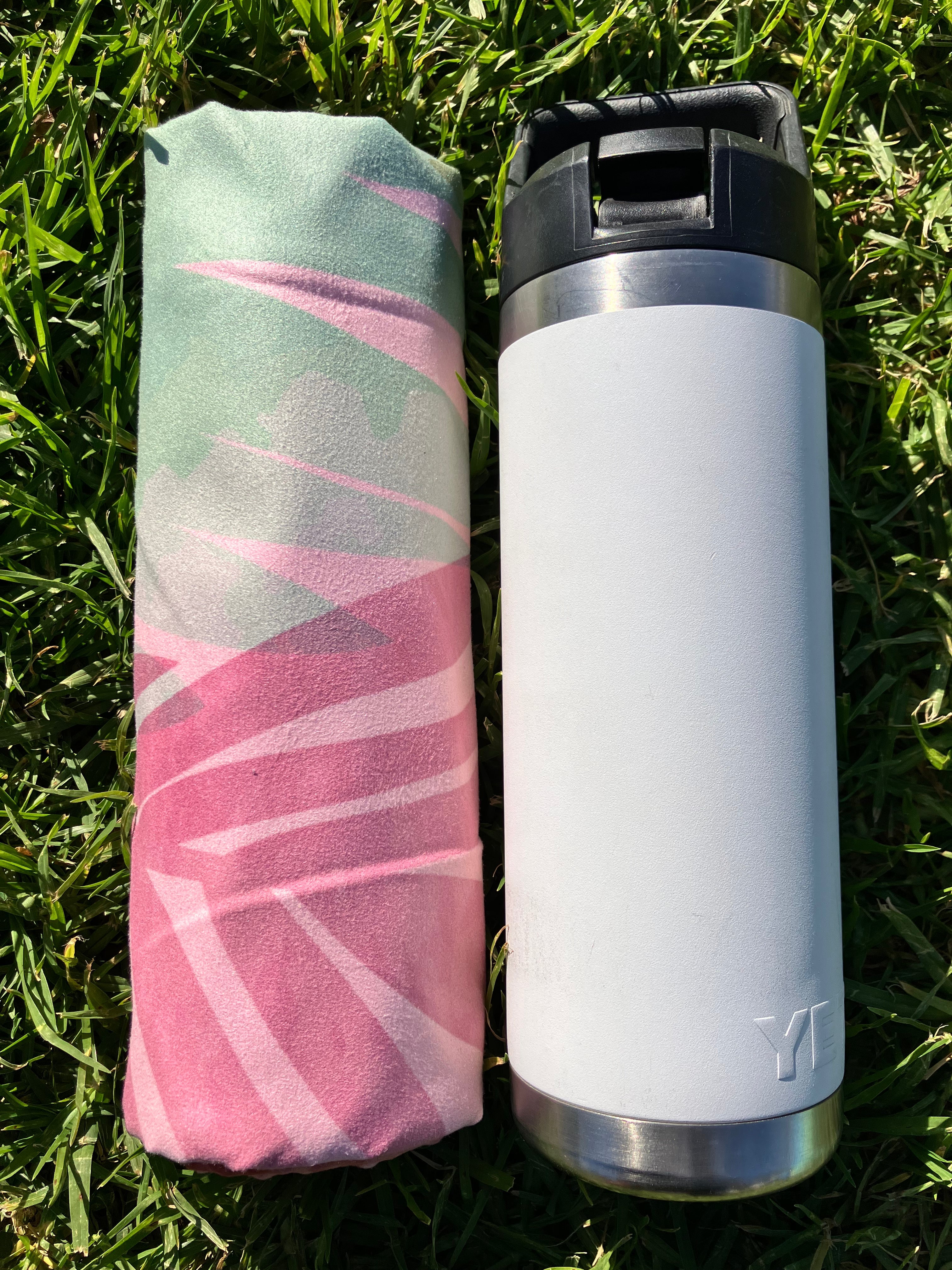 STRAWBERRY FIELDS LIFESTYLE TOWELS - Discontinued