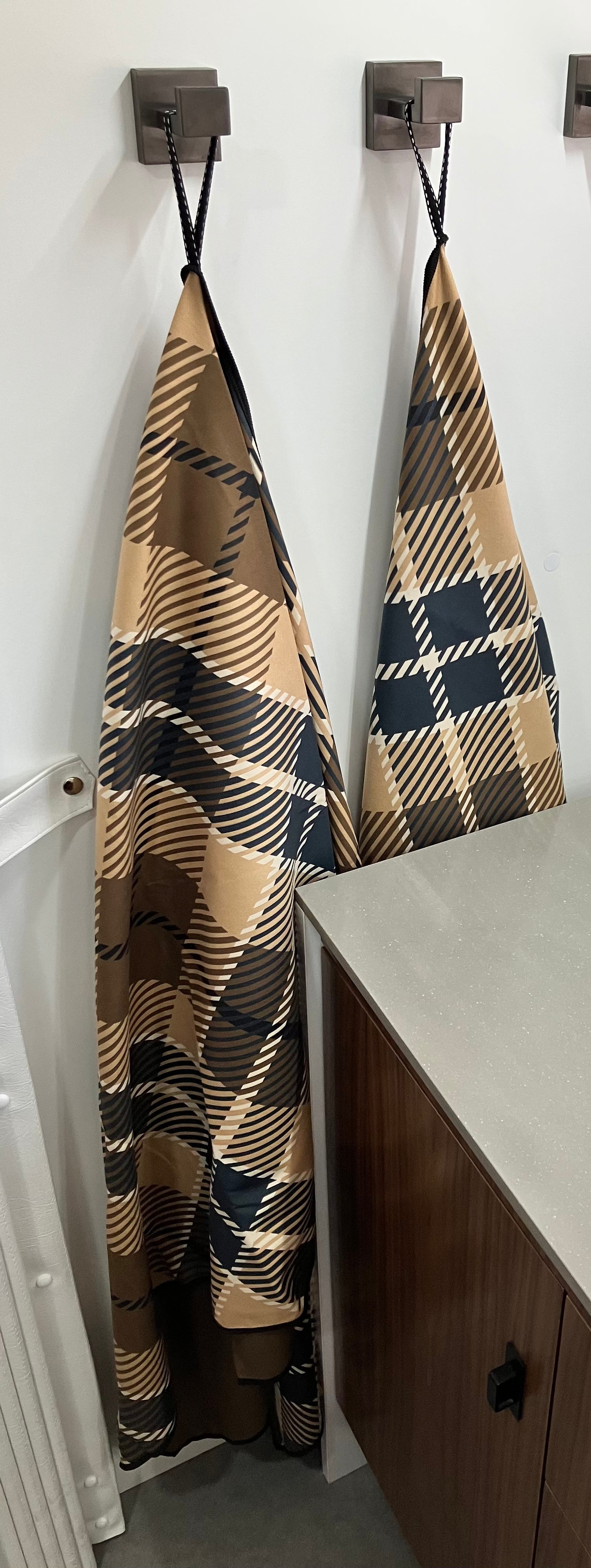 TRIBECA LIFESTYLE TOWEL