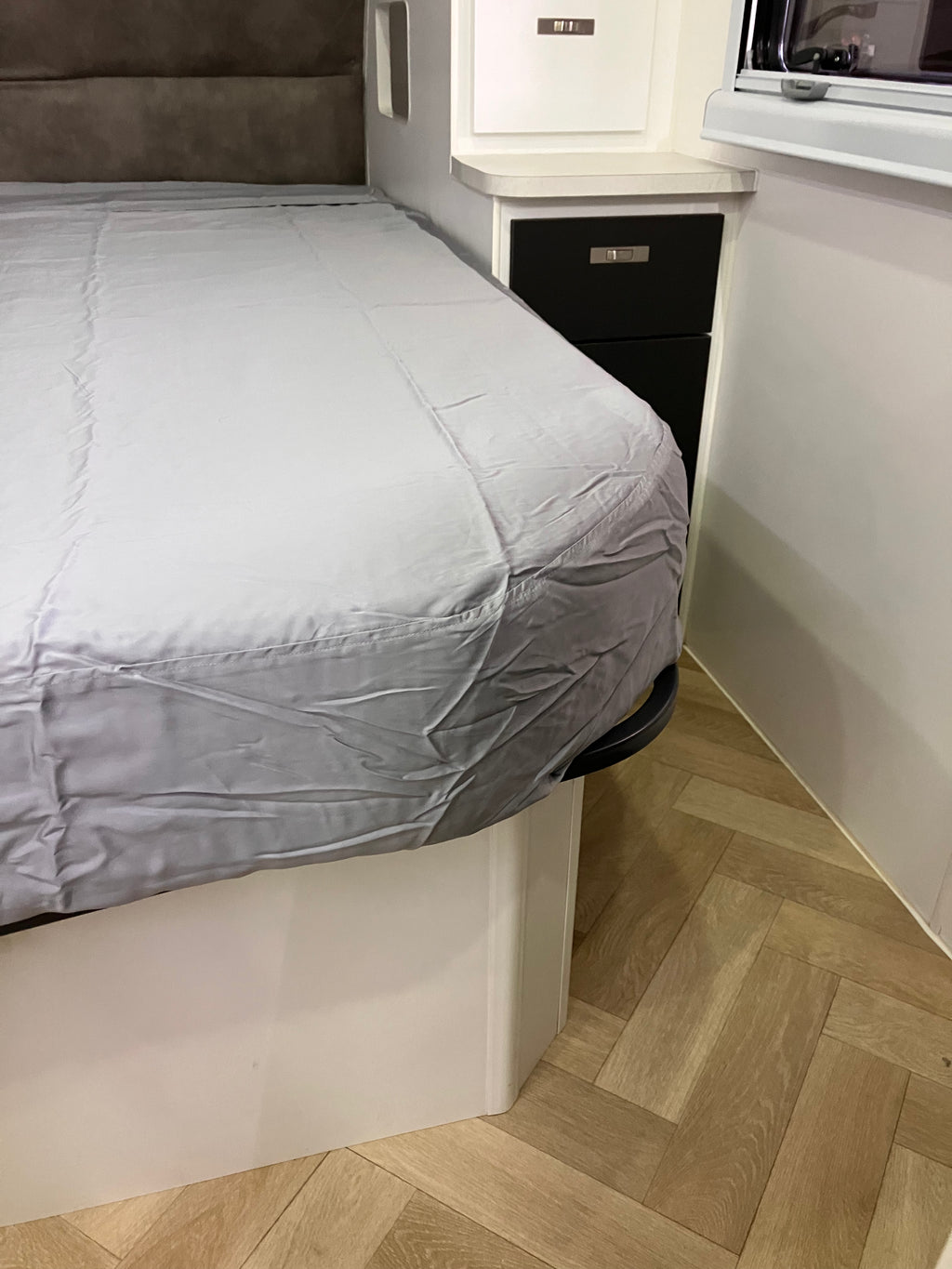 CARAVAN & RV QUEEN ROUNDED CORNERS SHEET SET